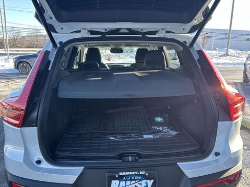 New 2026 Volvo XC40 B5 Plus w/ Protection Package Premier image 27