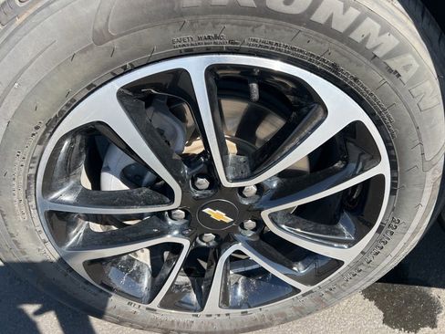 Used 2025 Chevrolet TrailBlazer LT FWD image 8