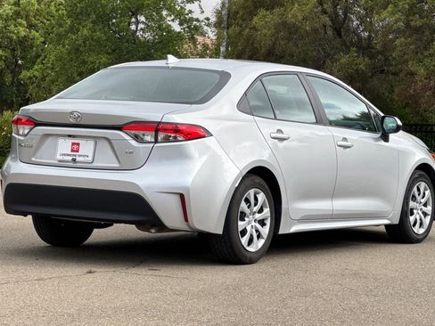 Certified 2024 Toyota Corolla LE FWD image 4