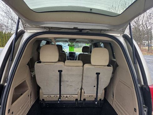 Used 2015 Dodge Grand Caravan SE w/ Quick Order Package 29E SE image 14