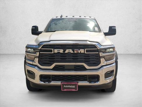 New 2026 RAM 5500 Tradesman w/ Chrome Appearance Group AWD/4WD image 6