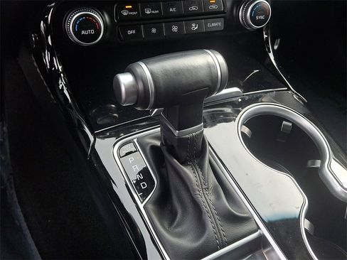 Certified 2022 Kia Stinger GT-Line image 15