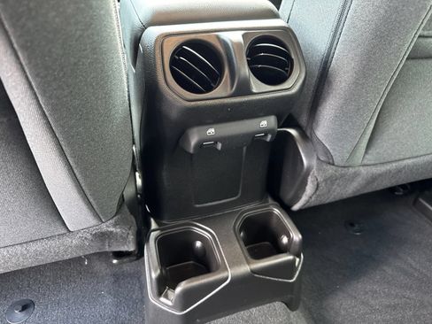 Used 2024 Jeep Wrangler Unlimited Sport AWD/4WD image 14