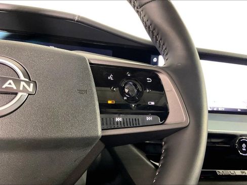 Certified 2025 Nissan Murano SL AWD/4WD image 27