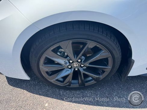 Used 2026 Toyota Corolla SE w/ Carpet Mat Package (TMS) FWD image 10
