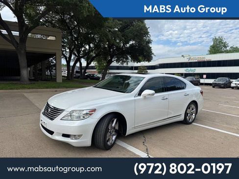 Used 2011 Lexus LS 460 w/ Comfort Pkg RWD image 1