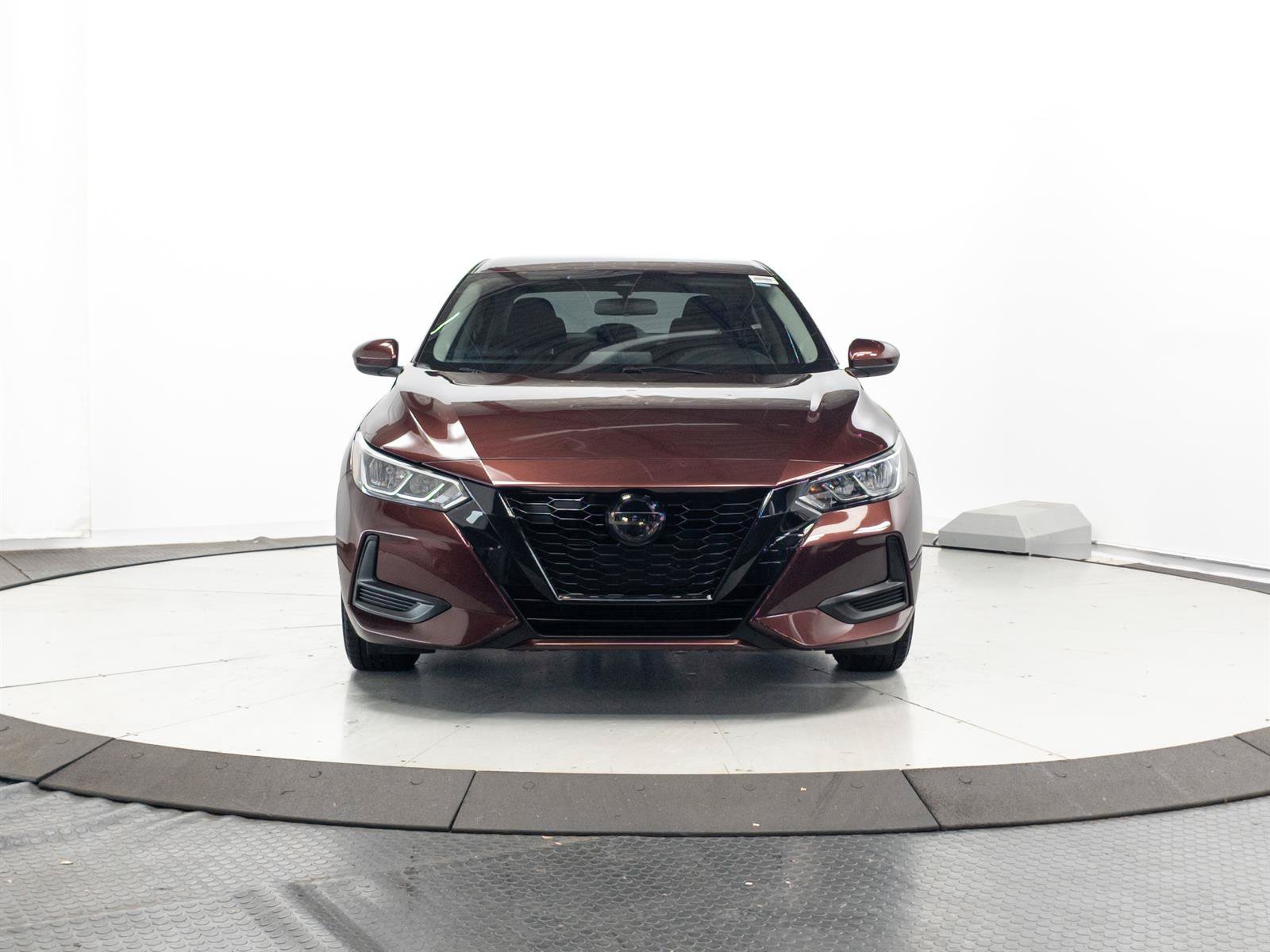 Used 2023 Nissan Sentra SV FWD image 2
