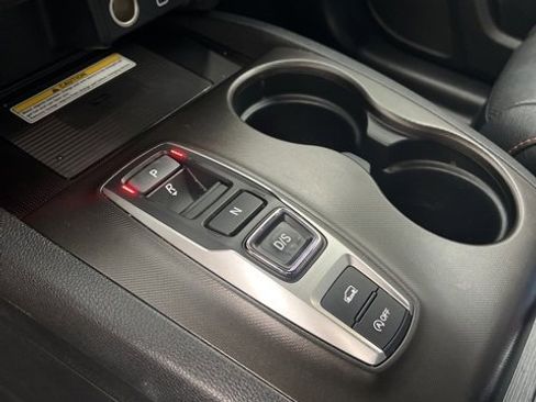 Used 2022 Honda Pilot TrailSport image 21