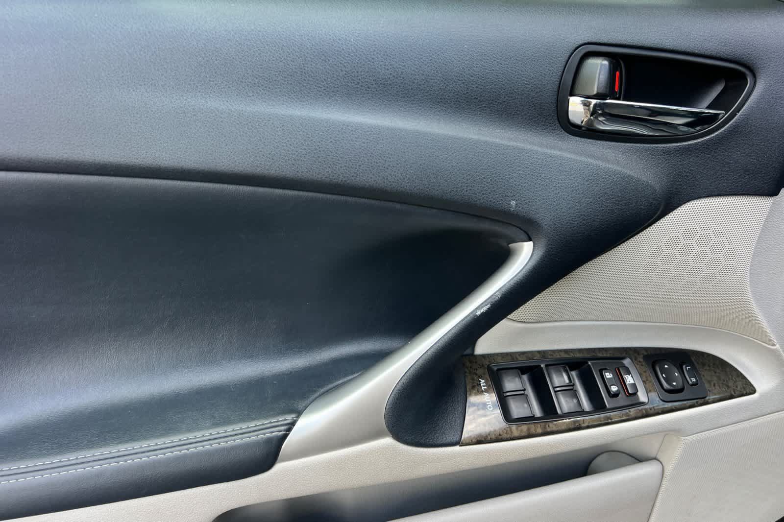 Used 2012 Lexus IS 250 w/ Premium Pkg Value Edition RWD image 12