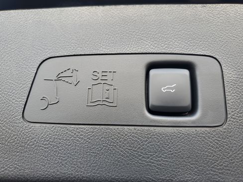 New 2026 Lincoln Corsair Premiere image 30