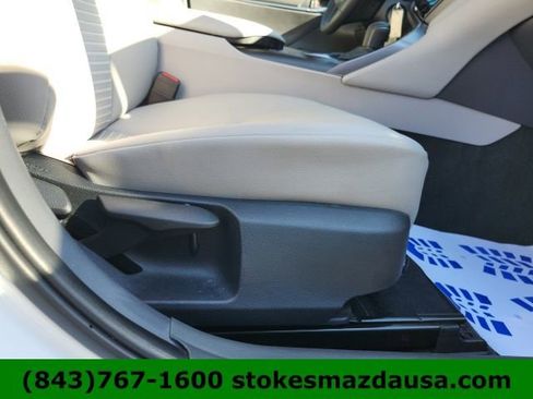 Used 2024 Toyota Camry SE FWD image 23