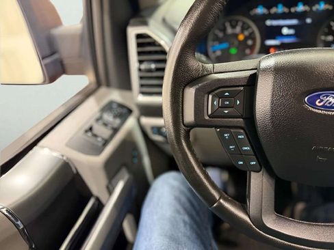 Used 2016 Ford F150 XLT w/ Equipment Group 302A Luxury image 38