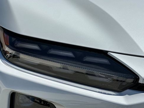New 2026 Subaru Uncharted Premium FWD image 31