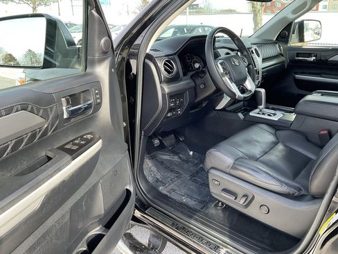 Used 2018 Toyota Tundra Platinum image 10