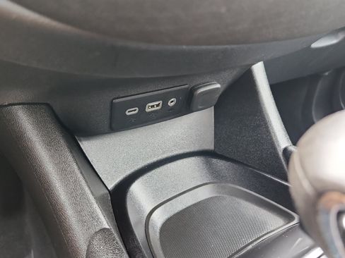 Used 2023 Chevrolet Malibu LS FWD image 19