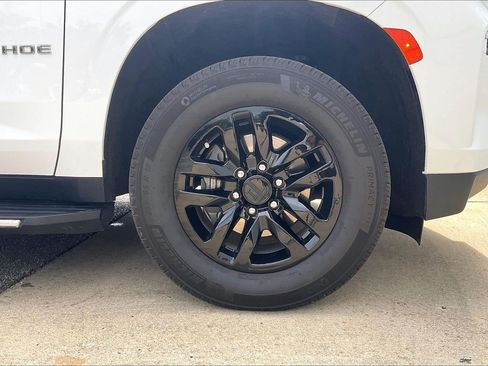 Used 2024 Chevrolet Tahoe LS AWD/4WD image 10