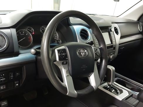 Used 2015 Toyota Tundra SR5 image 17