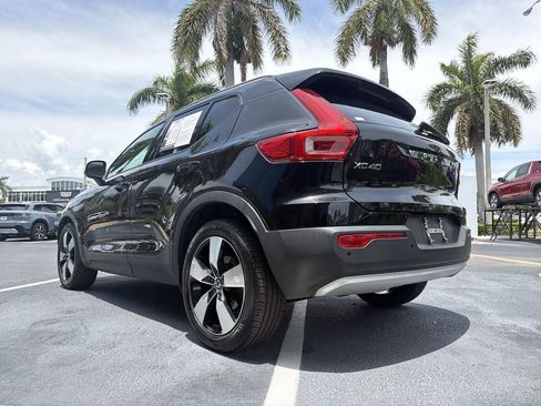 Used 2020 Volvo XC40 T5 Momentum w/ Protection Package Premier AWD/4WD image 18