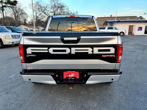 Used 2015 Ford F150 XLT w/ Equipment Group 302A Luxury image 4