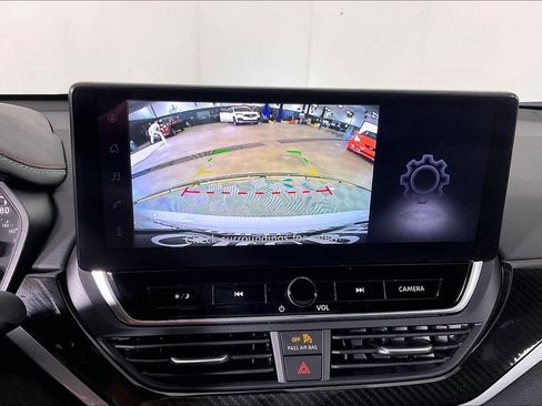 Used 2025 Nissan Altima 2.5 SR w/ SR Premium Package FWD image 27