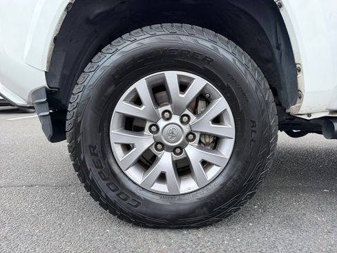 Used 2019 Toyota Tacoma SR5 image 26