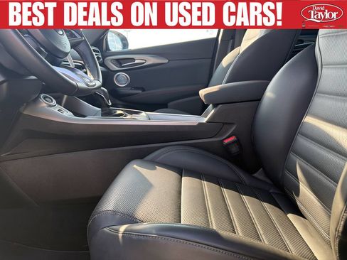 Used 2025 Dodge Hornet R/T AWD/4WD image 12
