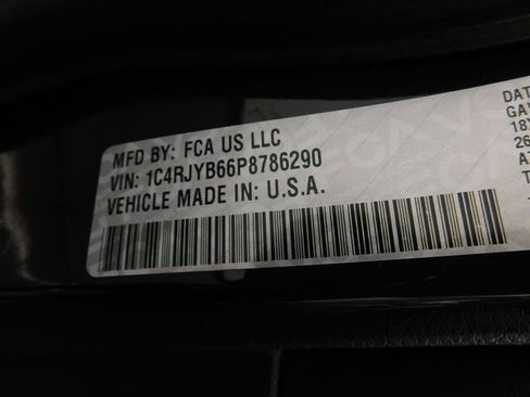 Used 2023 Jeep Grand Cherokee 4WD 4xe w/ Luxury Tech Group II image 49