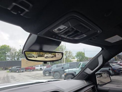 Used 2022 GMC Sierra 1500 Denali Ultimate image 35