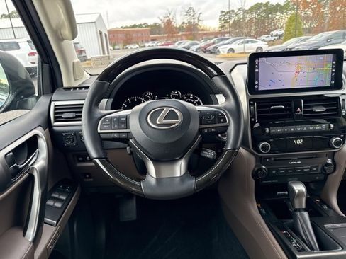 Used 2022 Lexus GX 460 Premium image 21