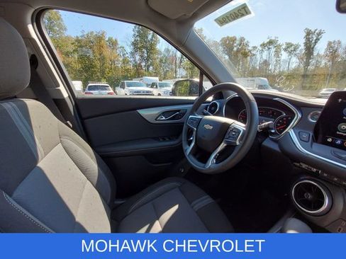Used 2024 Chevrolet Blazer LT w/ Redline Edition AWD/4WD image 17