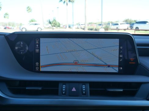 Used 2019 Lexus ES 350 w/ Premium Package image 14