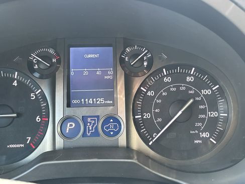 Used 2014 Lexus GX 460 Luxury image 9