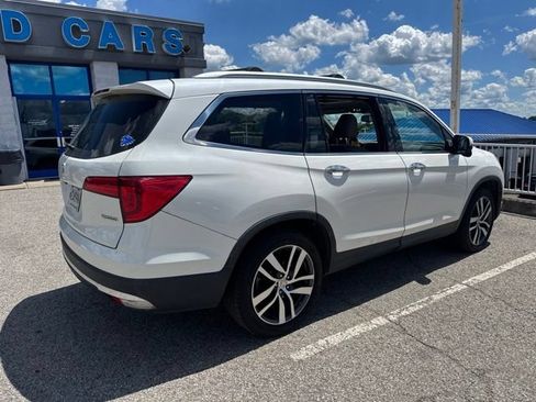 Used 2016 Honda Pilot Touring image 4