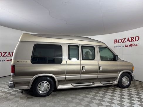 Used 2003 Ford E-150 and Econoline 150 image 9
