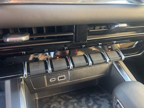 New 2026 GMC Canyon Elevation w/ Convenience Package RWD image 15