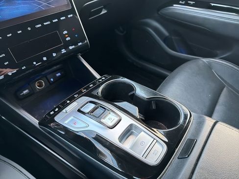 Used 2022 Hyundai Tucson Limited image 27