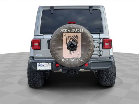 Used 2021 Jeep Wrangler Unlimited Sahara image 5