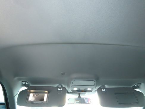 Used 2023 Ford Explorer XLT w/ Equipment Group 202A image 24