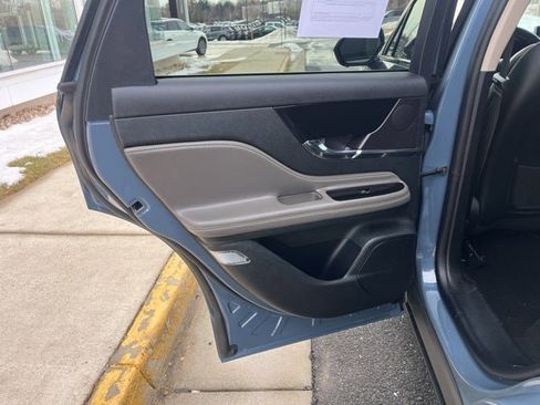 Used 2025 Lincoln Corsair Grand Touring w/ Equipment Group 301A image 18