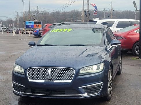 Used 2017 Lincoln MKZ Premiere image 4