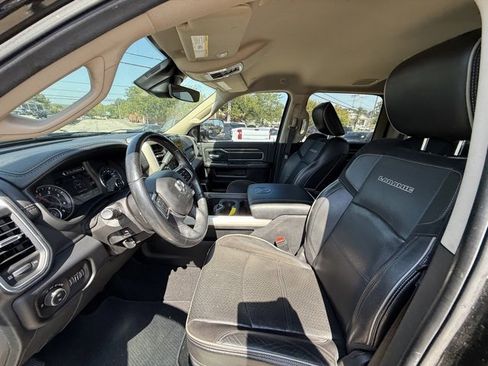 Used 2020 RAM 3500 Laramie image 14