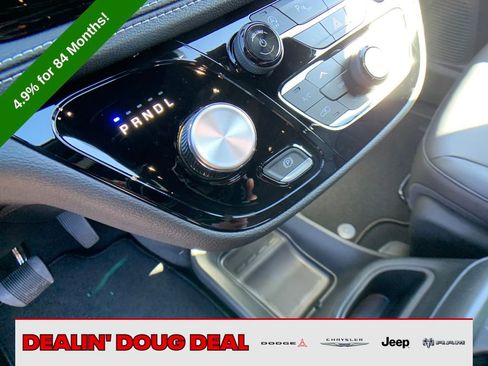 New 2026 Chrysler Pacifica Select image 24