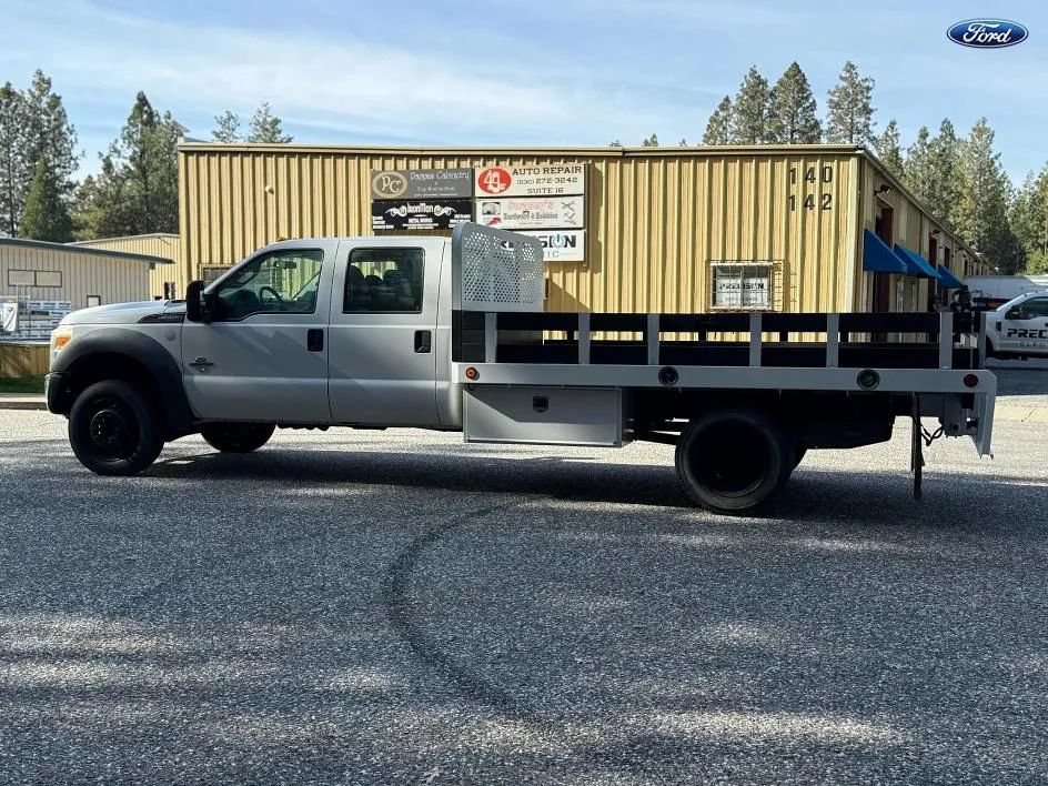 Used 2013 Ford F550 4x4 Crew Cab Super Duty w/ Payload Upgrade Pkg image 9