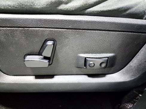 Used 2015 RAM 2500 Big Horn image 17