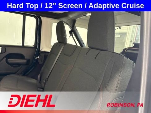Used 2025 Jeep Wrangler Unlimited Rubicon AWD/4WD image 15