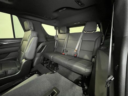 Used 2021 GMC Yukon Denali w/ Advanced Technology Package AWD/4WD image 19