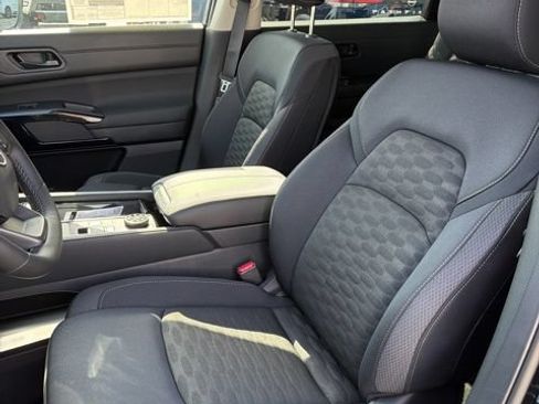 New 2026 Nissan Pathfinder SV AWD/4WD image 10