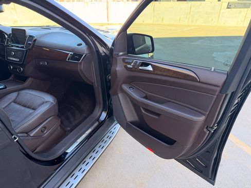 Used 2019 Mercedes-Benz GLS 450 4MATIC w/ Premium 1 Package image 21