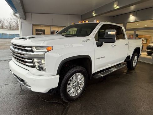 Used 2020 Chevrolet Silverado 3500 High Country w/ Z71 Off-Road Package image 3