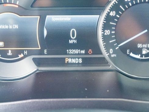 Used 2019 Ford Explorer Platinum AWD/4WD image 11